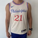 Camiseta Regata NBA Swingman Philadelphia 76ers Joel Embiid 21 City Edition Creme 20-21 Nike