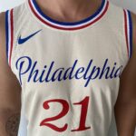 Camiseta Regata NBA Swingman Philadelphia 76ers Joel Embiid 21 City Edition Creme 20-21 Nike - Imagem 4