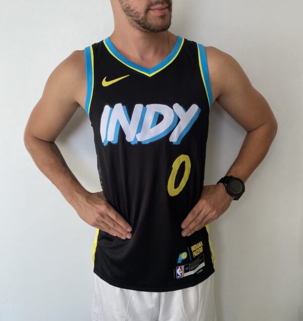 Camiseta Regata NBA Indiana Pacers Nike City Edition Swingman Tyrese Haliburton 0 Preta 2024 Nike - Imagem 7