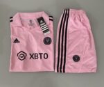 Kit Conjunto Infantil Crianças Camisa e Calção Inter Miami CF Home 2024 Rosa Adidas