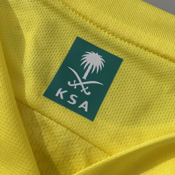 Kit Conjunto Infantil Crianças Camisa e Calção Al Nassr Home Amarela 23/2024 Nike - Imagem 9