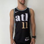 Camiseta Regata Basquete NBA Atlanta Hawks - 11 Trae Young - City Edition Preta 2024 Nike - Imagem 2