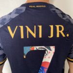 Camisa Real Madrid Away Vini Jr. 7 Versão Torcedor 2024 Adidas Personalização Anime - Imagem 19