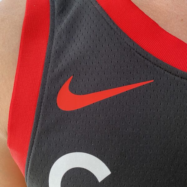 Camiseta Regata NBA Chicago Bulls - Michael Jordan 23 - City Edition Preta 2024 Nike - Imagem 4