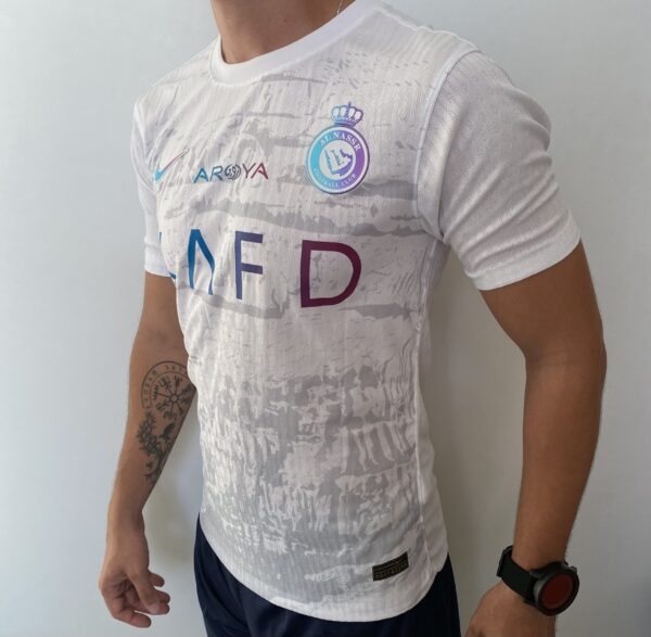 Camisa Al Nassr Third Versão Jogador 23/2024 Branca Nike - Imagem 12