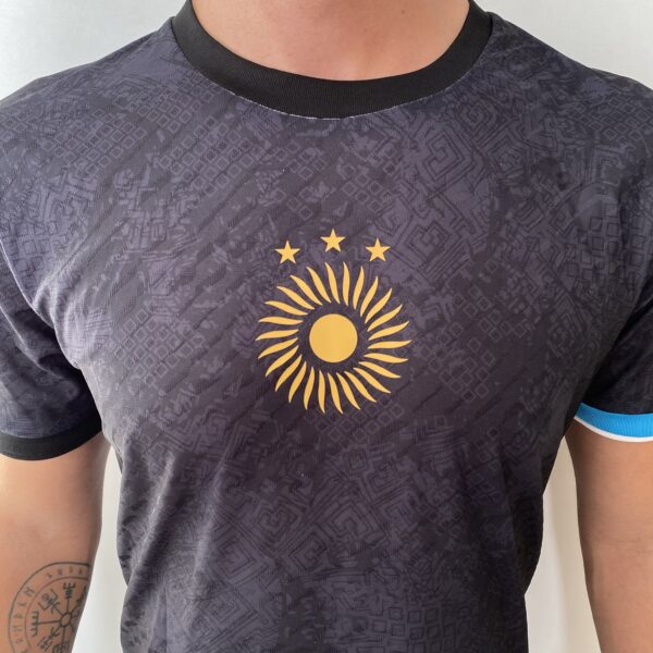 Camisa Argentina 2024 Versão Jogador - Lionel Messi 10 - Edição Especial GOAT - Preta - Imagem 3