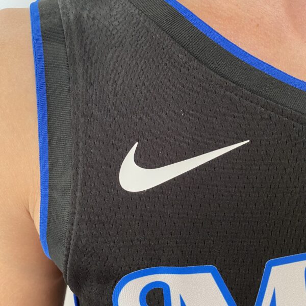 Camiseta Regata NBA Swingman Dallas Mavericks Luka Doncic 77 City Edition Preta 2024 Nike - Imagem 5