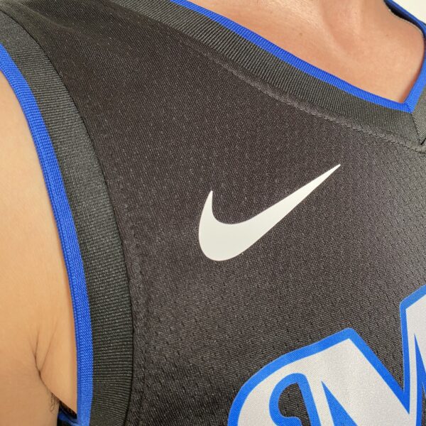 Camiseta Regata NBA Swingman Dallas Mavericks Luka Doncic 77 City Edition Preta 2024 Nike - Imagem 6