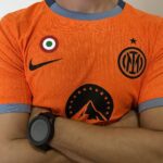 Camisa Inter de Milão Versão Jogador 2024 Laranja Nike - Imagem 12