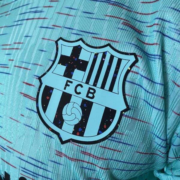 2024-04-03 16.57.15 Camisa Barcelona Third Versão Jogador 2024 Nike - Imagem 4
