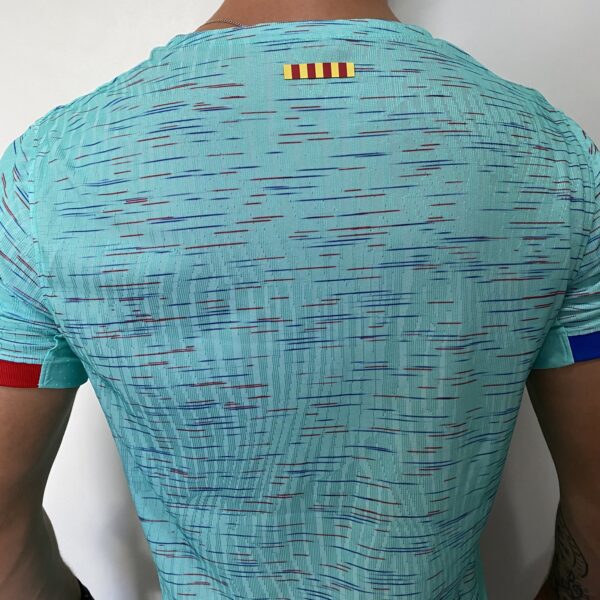 2024-04-03 17.06.27 Camisa Barcelona Third Versão Jogador 2024 Nike - Imagem 18