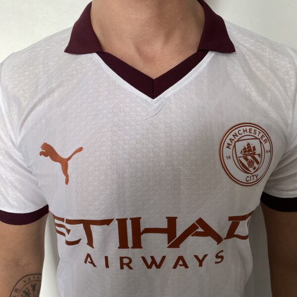 Camisa Manchester City Away 2024 Versão Jogador Branca Puma - Imagem 3