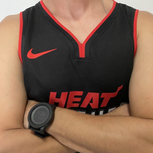 Camiseta Regata Basquete NBA Miami Heat Swingman - Jimmy Butler 22 - City Edition Preta 2024 Nike - Imagem 8