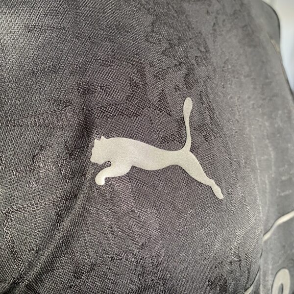 Camisa Borussia Dortmund Versão Jogador 2023-2024 All Black - Edição Especial Preta - Puma - Imagem 9