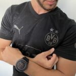 Camisa Borussia Dortmund Versão Jogador 2023-2024 All Black - Edição Especial Preta - Puma - Imagem 15
