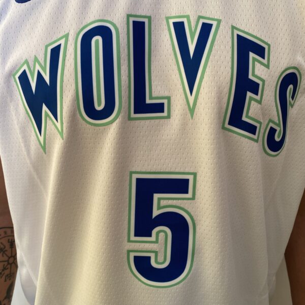 Camiseta Regata NBA Minnesota Timberwolves - Anthony Edwards 5 - Classic Edition Swingman Branca 2024 Nike - Imagem 4