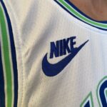 Camiseta Regata NBA Minnesota Timberwolves - Anthony Edwards 5 - Classic Edition Swingman Branca 2024 Nike - Imagem 6