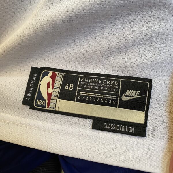 Camiseta Regata NBA Minnesota Timberwolves - Anthony Edwards 5 - Classic Edition Swingman Branca 2024 Nike - Imagem 13