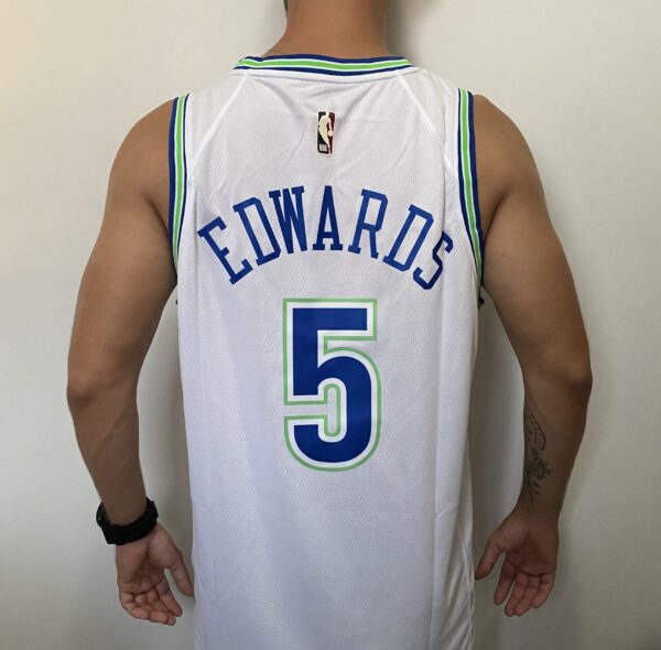 Camiseta Regata NBA Minnesota Timberwolves - Anthony Edwards 5 - Classic Edition Swingman Branca 2024 Nike - Imagem 15