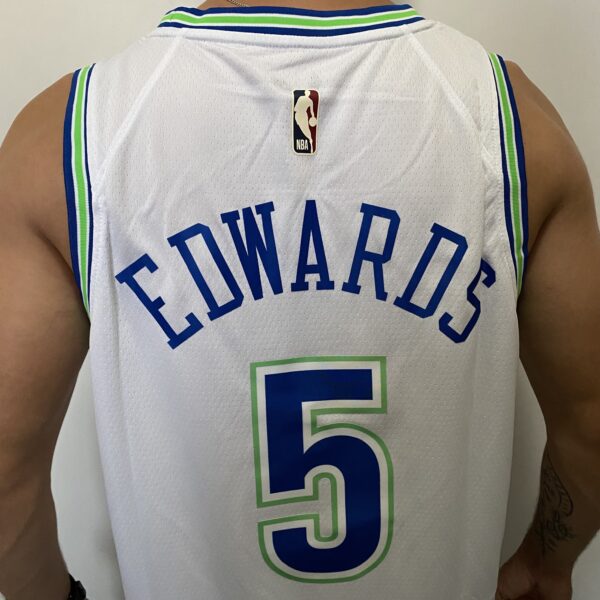 Camiseta Regata NBA Minnesota Timberwolves - Anthony Edwards 5 - Classic Edition Swingman Branca 2024 Nike - Imagem 16