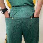 Short Bermuda Basquete NBA Swingman Boston Celtics City Edition Verde Dourada - Versão Especial - Bill Russell 2023 - Imagem 18