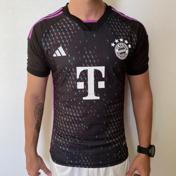 Camisa Bayern Munique Away Jogador 2024 Adidas Preta - Imagem 1