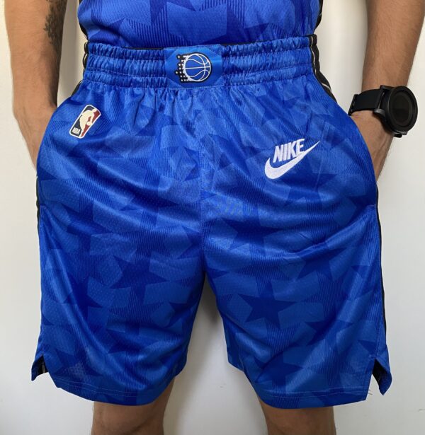 Short Bermuda Basquete NBA Orlando Magic Classic Edition 2023 - Azul Nike - Imagem 1