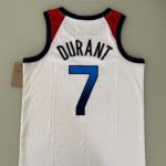 Camiseta Regata Basquete USA EUA Seleção Estados Unidos Durant 7 2020 Nike Branca - Imagem 20