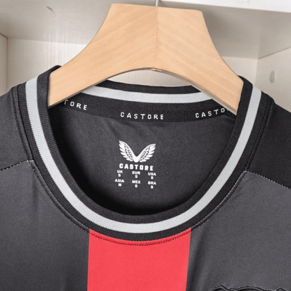 Camisa Bayer Leverkusen Home - Versão Torcedor 2024 - Preta - Castore - Imagem 25