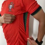 Camisa Seleção Portugal Home Jogador EuroCopa 2024 Nike - Imagem 9