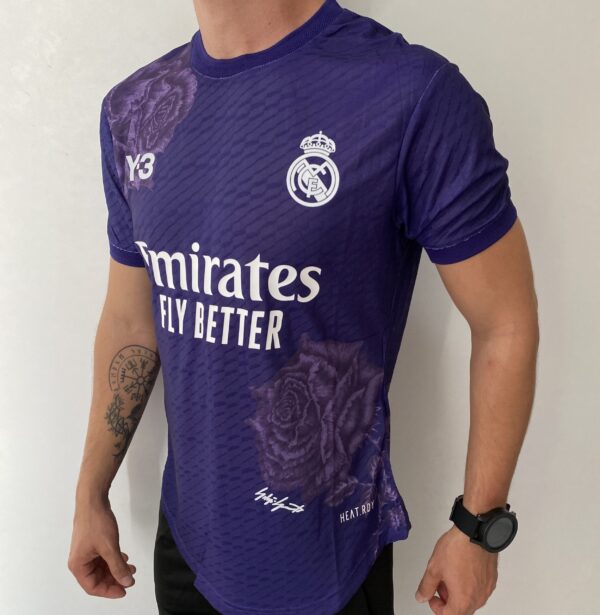 Camisa Real Madrid 4th Versão Jogador 2025 Edição Especial Adidas Y-3 Roxa - Imagem 8