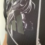 Camisa Seleção Japão - Edição Especial Versão Anime - Cavaleiros do Zodíaco - Tsubasa 10 - Versão Jogador 2022/23 Adidas - Preta - Imagem 5