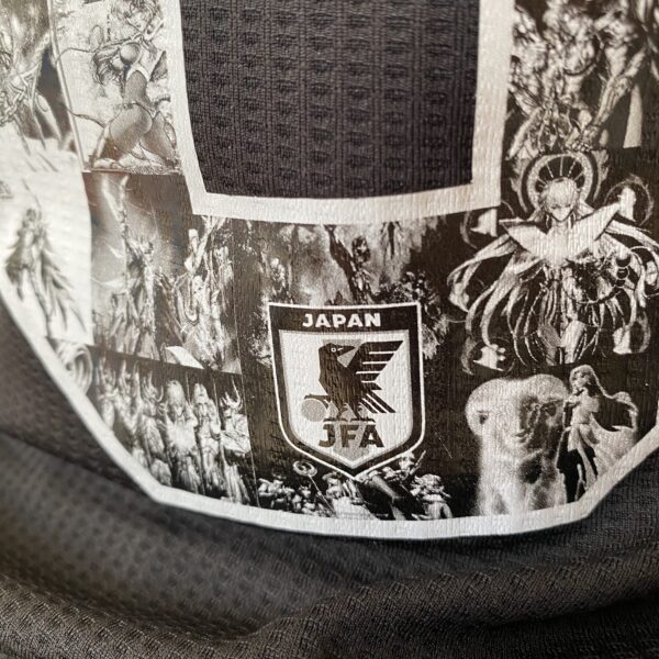 Camisa Seleção Japão - Edição Especial Versão Anime - Cavaleiros do Zodíaco - Tsubasa 10 - Versão Jogador 2022/23 Adidas - Preta - Imagem 20