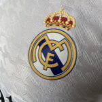 Camisa Real Madrid Home Versão Jogador 24/2025 Adidas Branca - Imagem 5