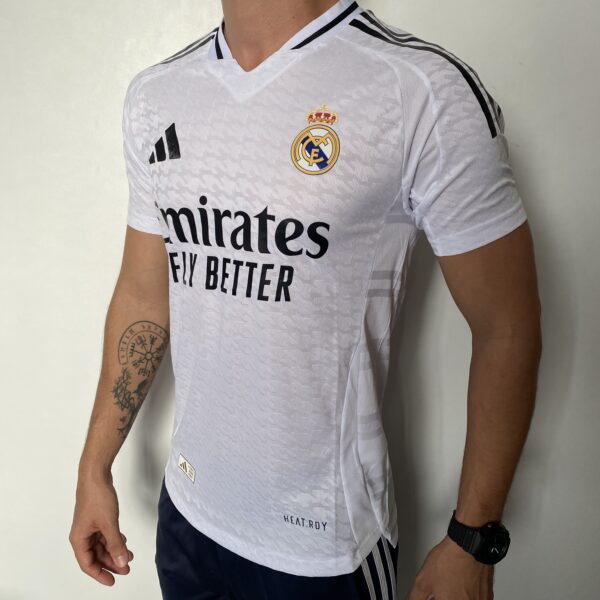 Camisa Real Madrid Home Versão Jogador 24/2025 Adidas Branca - Imagem 10