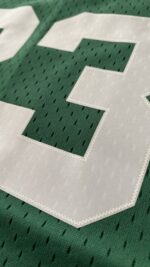 Camiseta Regata Basquete NBA Boston Celtics 33 Larry Bird Mitchell & Ness Verde 1985/86 - Imagem 20