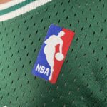 Camiseta Regata Basquete NBA Boston Celtics 33 Larry Bird Mitchell & Ness Verde 1985/86 - Imagem 4