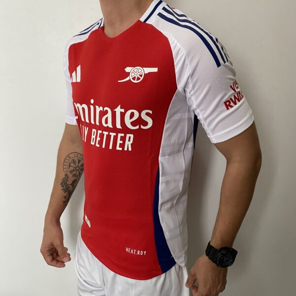 Camisa Arsenal Home Versão Jogador 24/2025 Vermelha Adidas - Imagem 10