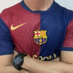 Camisa Barcelona Home Versão Jogador 24/2025 Nike - Imagem 7