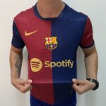 Camisa Barcelona Home Versão Jogador 24/2025 Nike - Imagem 11