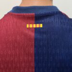 Camisa Barcelona Home Versão Jogador 24/2025 Nike - Imagem 15