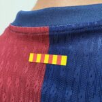 Camisa Barcelona Home Versão Jogador 24/2025 Nike - Imagem 16