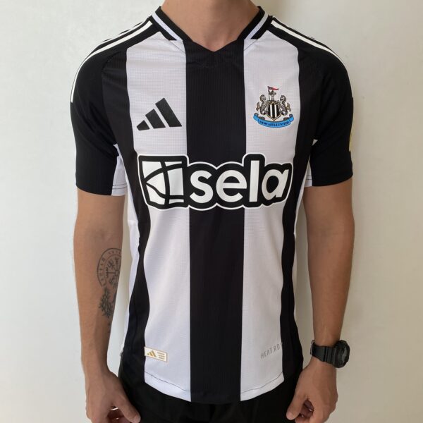 Camisa Newcastle United Home Versão Jogador 24/2025 Adidas - Imagem 1