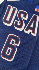 Camiseta Regata Basquete USA EUA Seleção Estados Unidos Olimpíadas Paris 2024 LeBron James 6 Azul Nike - Imagem 25