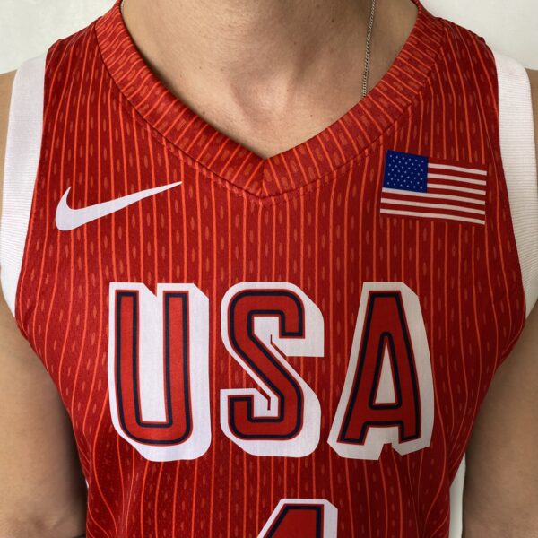 Camiseta Regata Basquete USA EUA Seleção Estados Unidos Olimpíadas Paris 2024 Stephen Curry 4 Vermelha Nike - Imagem 3