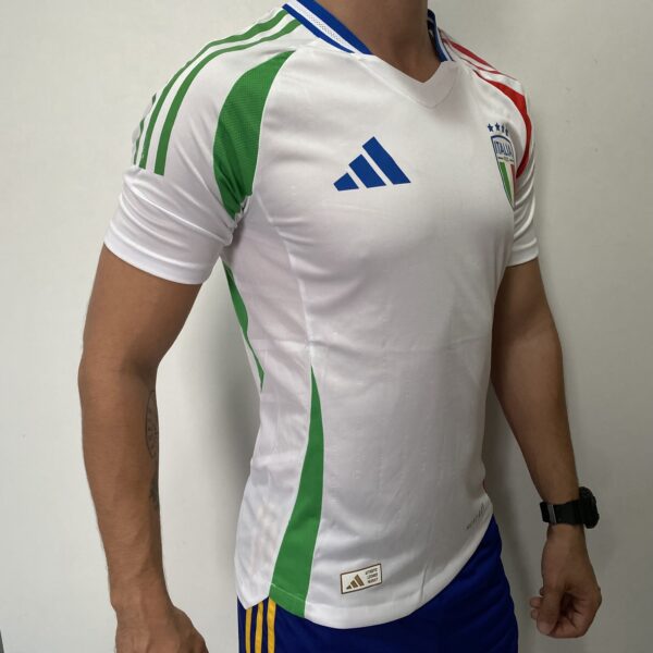 Camisa Seleção Itália Away Versão Jogador EuroCopa 2024 Branca Adidas - Imagem 11