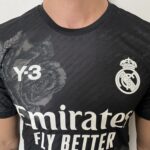 Camisa Real Madrid 4th Goleiro Versão Jogador 2025 Edição Especial Adidas Y-3 Flor Preta - Imagem 3