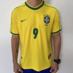 Camisa Retrô Clássica Seleção Brasileira Brasil – Ronaldo 9 – Nike Masculina – Amarela – 1998