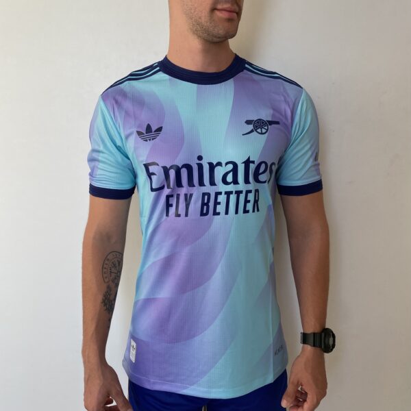 Camisa Arsenal Third Versão Jogador 24/2025 Azul Piscina Adidas - Imagem 2