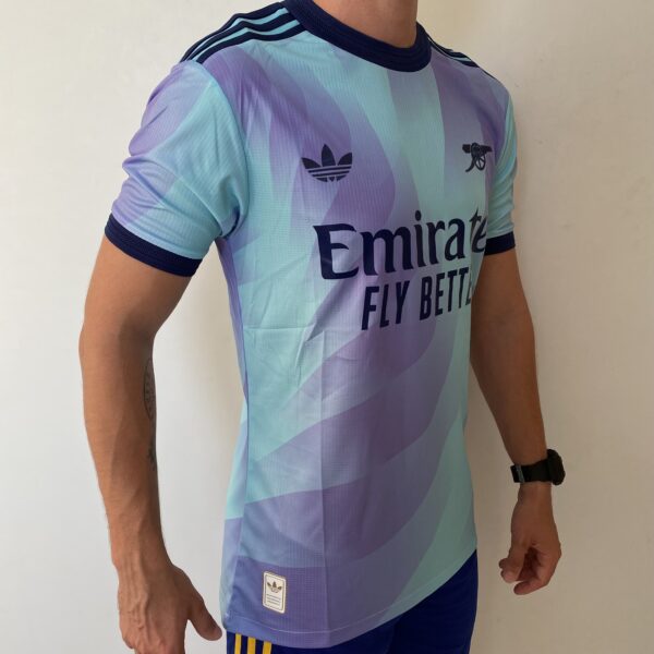Camisa Arsenal Third Versão Jogador 24/2025 Azul Piscina Adidas - Imagem 10